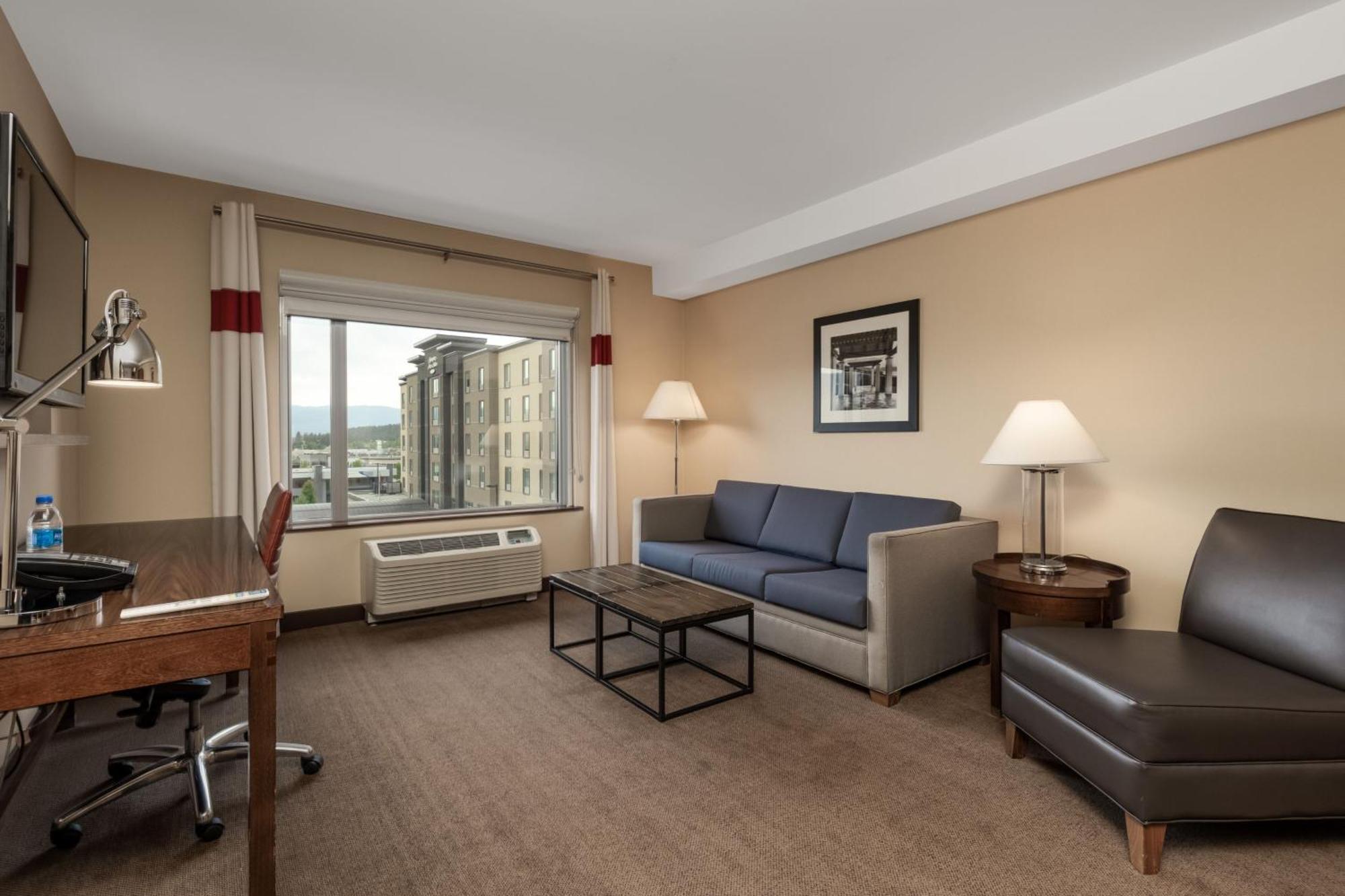 Four Points By Sheraton Kelowna Airport Exterior foto